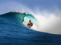 Memburu Ombak di Surga Peselancar Dunia, Pesona di Ujung Indonesia