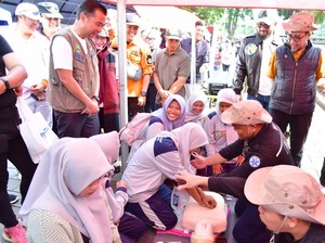 Pj Gubernur Jabar Bey Machmudin Puji Kehadiran Anak Jabar Sadar Bencana