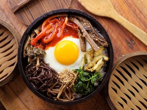 5 Manfaat Makan Bibimbap, Sajian Nasi Korea yang Kaya Protein dan Serat