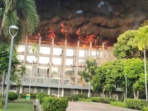 Saksi Dengar Ledakan dan Suara Minta Tolong Saat Gedung Bakamla Kebakaran