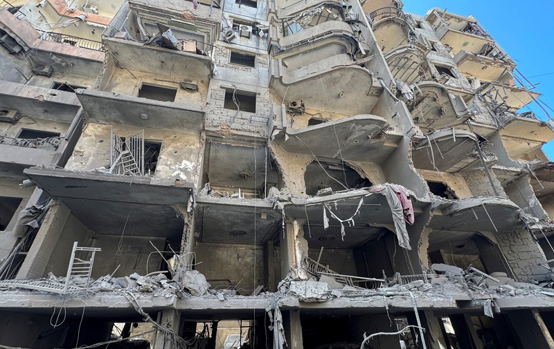 ISRAEL-PALESTINIANS/LEBANON A view shows a damaged building at the site of the Israeli air strike that killed Lebanon's Hezbollah leader Sayyed Hassan Nasrallah on Friday, in Beirut's southern suburbs, Lebanon, September 29, 2024. REUTERS/Ahmad Al-Kerdi