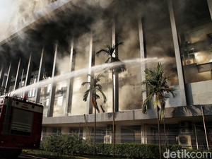 Polisi Pastikan Tak Ada Korban Akibat Kebakaran Gedung Bakamla