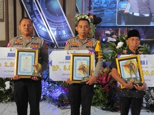 Jalankan Ambulans Sigaling, Korban Laka Trenggalek Juara 1 Local Hero Award