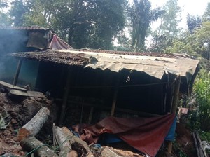 5 Rumah Warga di Leuwiliang Bogor Rusak Diterjang Angin Kencang