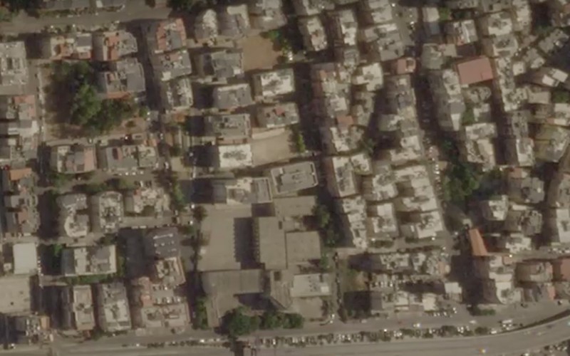 Citra satelit Dahiyeh dari Minggu (29 September) menunjukkan kerusakan di beberapa bagian pinggiran kota Beiru, Lebanon. (RETERS) Citra satelit Dahiyeh dari Minggu (29 September) menunjukkan kerusakan di beberapa bagian pinggiran kota Beiru, Lebanon. (RETERS)