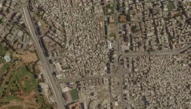 Citra satelit Dahiyeh dari Minggu (29 September) menunjukkan kerusakan di beberapa bagian pinggiran kota Beiru, Lebanon. (RETERS) Citra satelit Dahiyeh dari Minggu (29 September) menunjukkan kerusakan di beberapa bagian pinggiran kota Beiru, Lebanon. (RETERS)