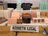 Heboh Kosmetik Berbahaya, DPR Tantang Kepala BPKN Mundur