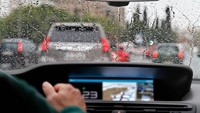 Mau Lewat Musim Hujan Tanpa Ribet? 3 Perlengkapan Motor dan Mobil yang Perlu Disiapkan 