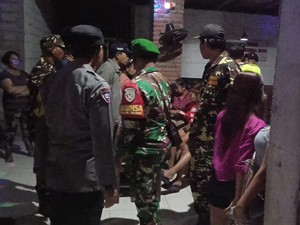 Razia Kafe di Delod Berawah Jembrana, Banyak Pekerja di Bawah Umur