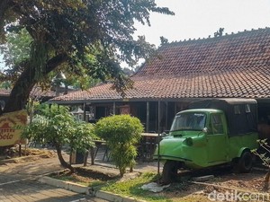 Bangunan Joglo di Waroeng Solo Itu Koleksi yang Punya, Kini Tempat Nostalgia