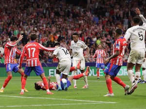 Roberto Carlos: Ricuh Derby Madrid Coreng Citra LaLiga