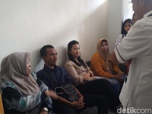 Keluarga Siswi SMP Dibunuh-Diperkosa Hadiri Sidang, Ini Harapannya