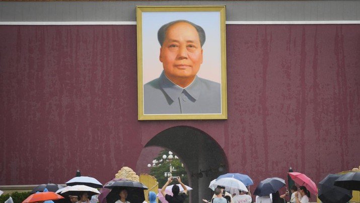 Mao Zedong. (AP Photo/Vincent Thian)