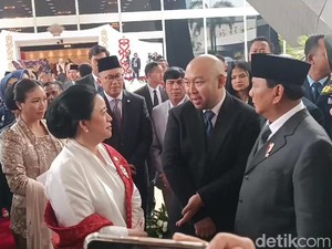 Puan Ngobrol dengan Prabowo Usai Pelantikan Anggota DPR, Ada Didit