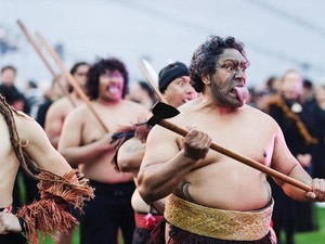 Selandia Baru Pecahkan Rekor Tari Perang Massal Suku Maori