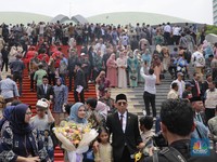 Penampakan Para Keluarga Anggota Parlemen Penuhi Gedung DPR/MPR