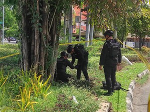 Granat Nanas Ditemukan di Taman Seberang Gereja Kristus Raja Surabaya