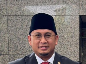 Dilantik Jadi Anggota DPR Lagi, Andre Rosiade: Insyaallah Pengabdian Lebih Baik