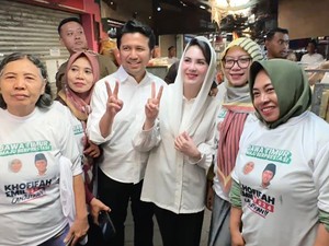 Pedagang Pasar Tanjung Anyar Mojokerto Dukung Khofifah-Emil