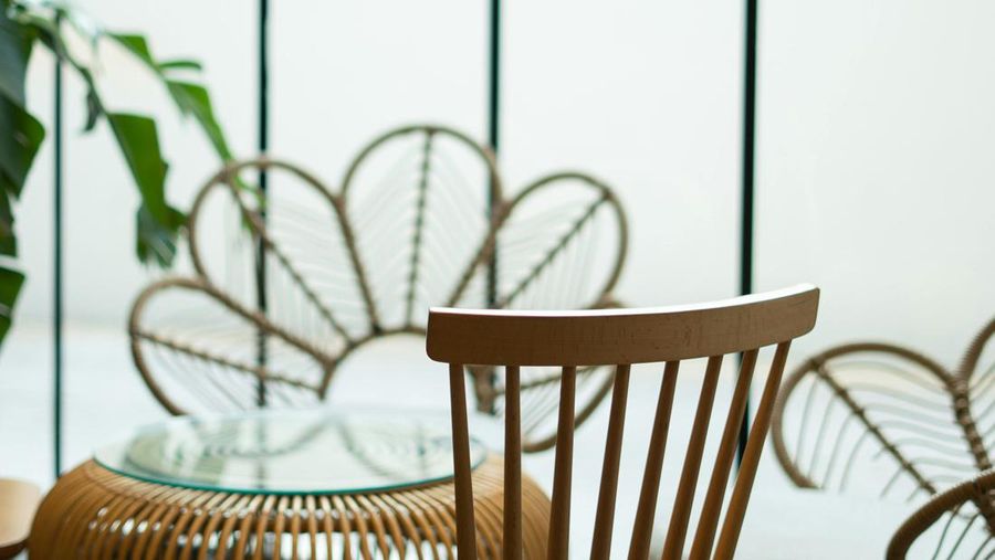 Furnitur