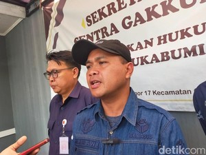 Viral Tim Paslon Pilwalkot Sukabumi Sebar Amplop di Masjid, Bawaslu Selidiki