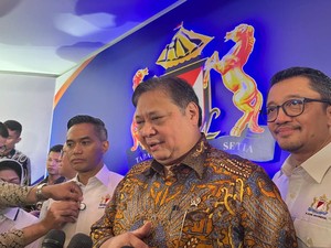 RI Deflasi 5 Bulan Berturut-turut, Ini Kata Airlangga
