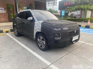 Mobil Kamuflase Diduga Hyundai Creta N Line Diuji di Tol Trans Jawa
