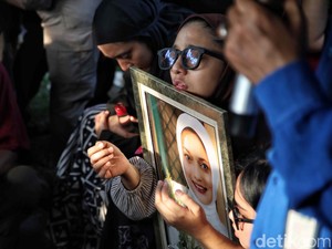 Penyesalan Chiki Fawzi Tak Dengarkan Permintaan Marissa Haque