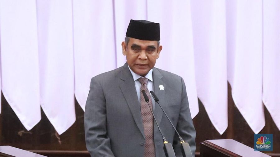 Ahmad Muzani, usai dilantik sebagai Ketua MPR RI 2024-2029 di Gedung Nusantara, Kompleks Parlemen Senayan, Jakarta, Kamis, (3/10/2024). (CNBC Indonesia/Muhammad Sabki)