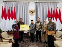 TASPEN Serahkan Manfaat Program Pensiun & THT kepada Wapres