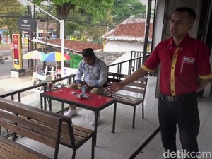 Viral Pengeroyokan Pelajar SMA di Depan Minimarket Wonosobo