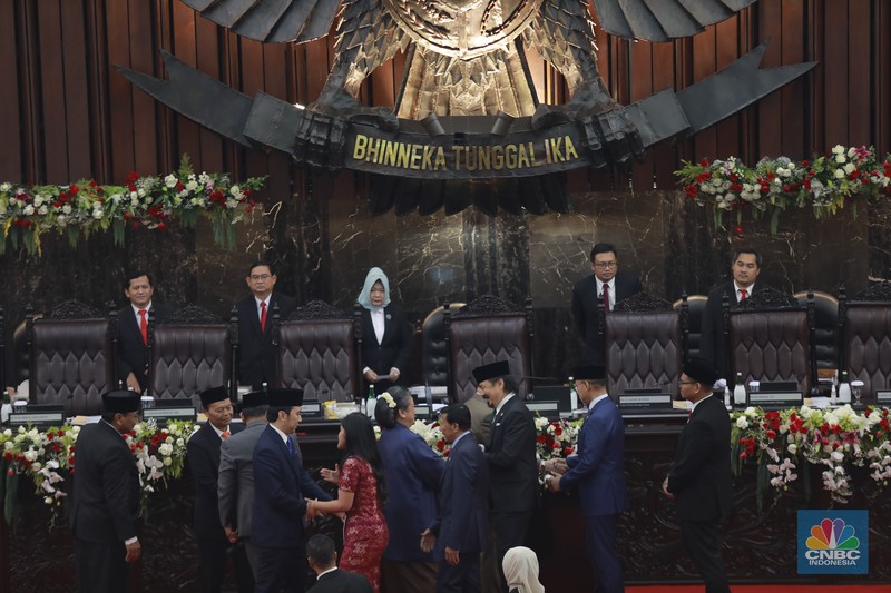 Pelantikan pimpinan MPR RI periode 2024-2029 di gedung DPR/MPR RI, Jakarta, Kamis (3/10/2024). (CNBC Indonesia/Muhammad Sabki)