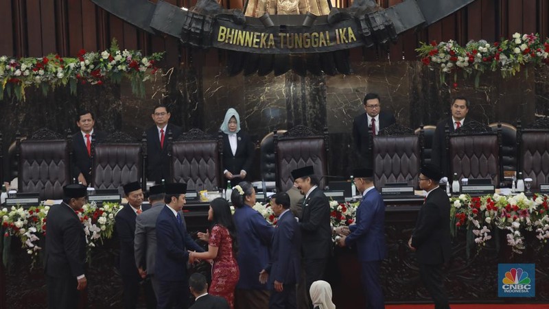 Pelantikan pimpinan MPR RI periode 2024-2029 di gedung DPR/MPR RI, Jakarta, Kamis (3/10/2024). (CNBC Indonesia/Muhammad Sabki)