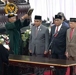 Sah! Muzani Ketua MPR, Bambang Pacul Korea & Bos Lion Air Wakil Ketua