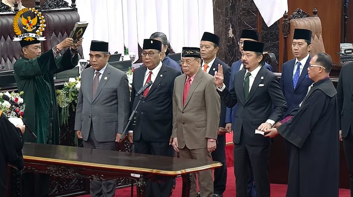 Pengambilan sumpah jabatan pimpinan MPR RI periode 2024/2029. (YouTube/MPRGOID)