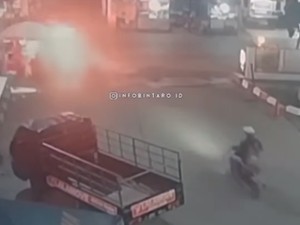 Video: Pria di Tangsel Bakar Diri Setelah Cekcok dengan Istri