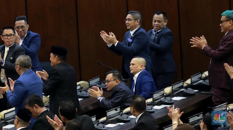 Pelantikan pimpinan MPR RI periode 2024-2029 di gedung DPR/MPR RI, Jakarta, Kamis (3/10/2024). (CNBC Indonesia/Muhammad Sabki)