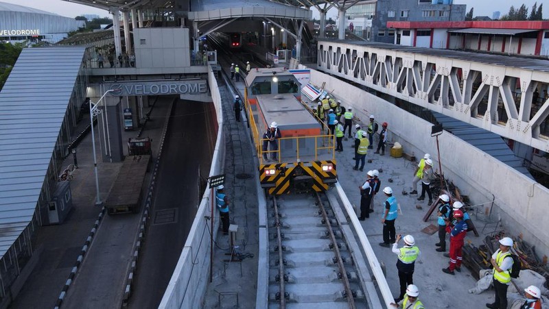 Uji coba jalur (fast track) LRT Jakarta Fase 1B. (Dok. LRT Jakarta)