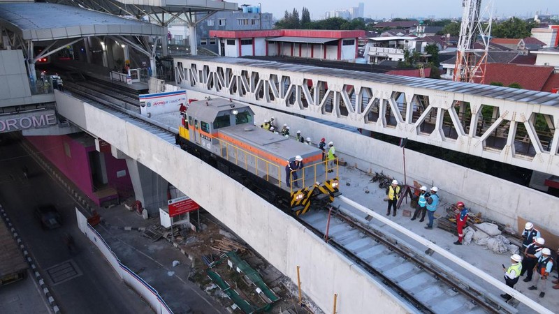 Uji coba jalur (fast track) LRT Jakarta Fase 1B. (Dok. LRT Jakarta)