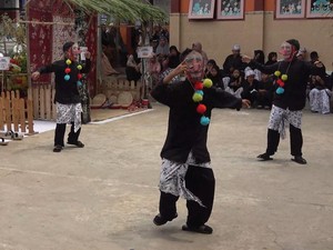 Upaya Kenalkan-Melestarikan Budaya Jawa Dinten Jawi ke Siswa Lamongan