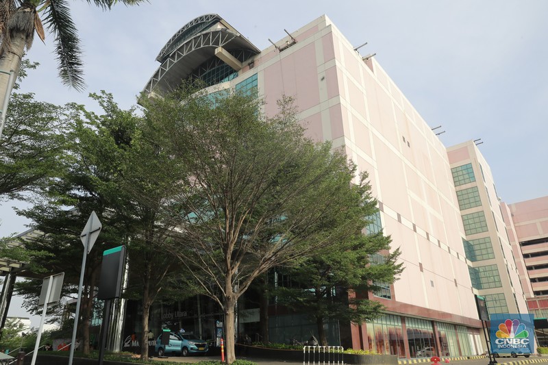 Mall Ciputra Ditutup 3 Hari Usai Kebakaran. (CNBC Indonesia/Muhammad Sabki) Mall Ciputra Ditutup 3 Hari Usai Kebakaran. (CNBC Indonesia/Muhammad Sabki)