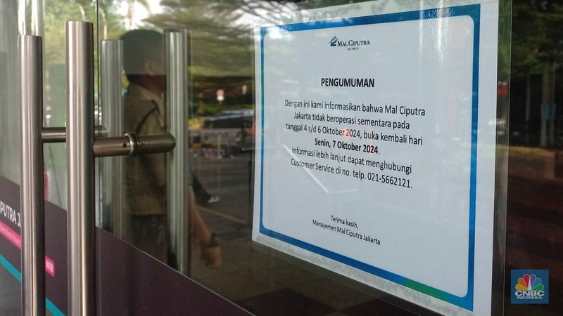 Mall Ciputra Ditutup 3 Hari Usai Kebakaran. (CNBC Indonesia/Muhammad Sabki)