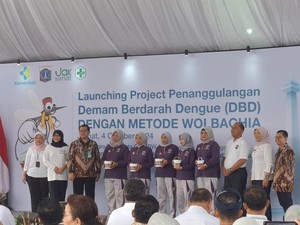 Kemenkes-Dinkes DKI Jakarta Lepas Nyamuk Wolbachia di Jakarta Barat