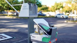 Canggih! Google dan Uber Kolaborasi Untuk Antar Makanan dengan Drone
