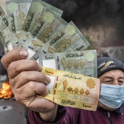Digempur Israel: Mata Uang Lebanon Ambruk, Melemah 500%