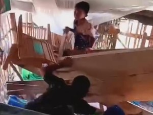 Petaka Rumah Panggung di Maros Ambruk Saat Resepsi Pernikahan