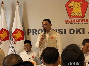 RK Akan Bikin Seluruh Halte TransJ Ber-AC: Panas Bikin Mood Jadi Drop