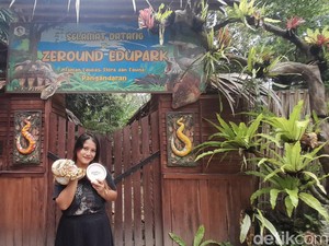 Hobi Agak Laen Vina yang Membuat Cuan di Pangandaran