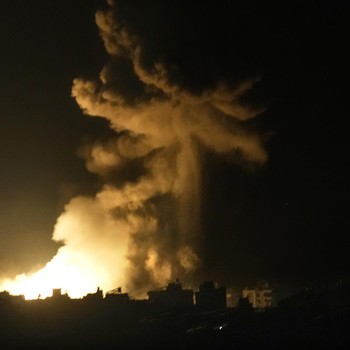 Ledakan Besar di Beirut, Israel Serang Lebanon