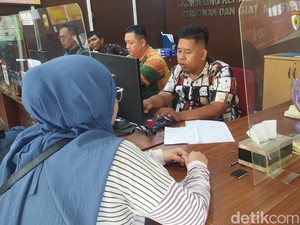 Diminta Download Aplikasi, Cyndi Kehilangan Uang Rp 16 Juta untuk Umrah